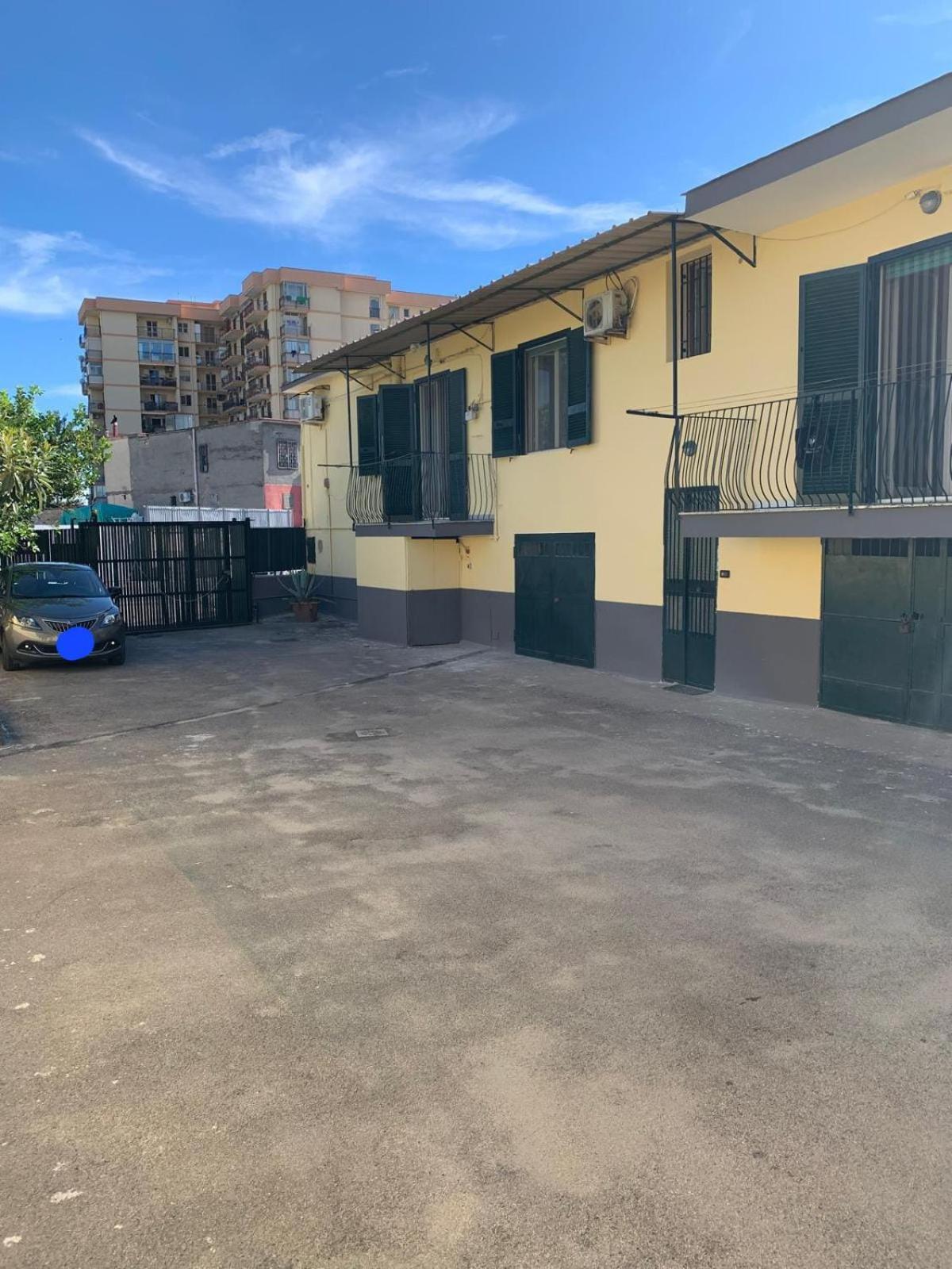 Holiday Home San Giorgio a Cremano Bagian luar foto